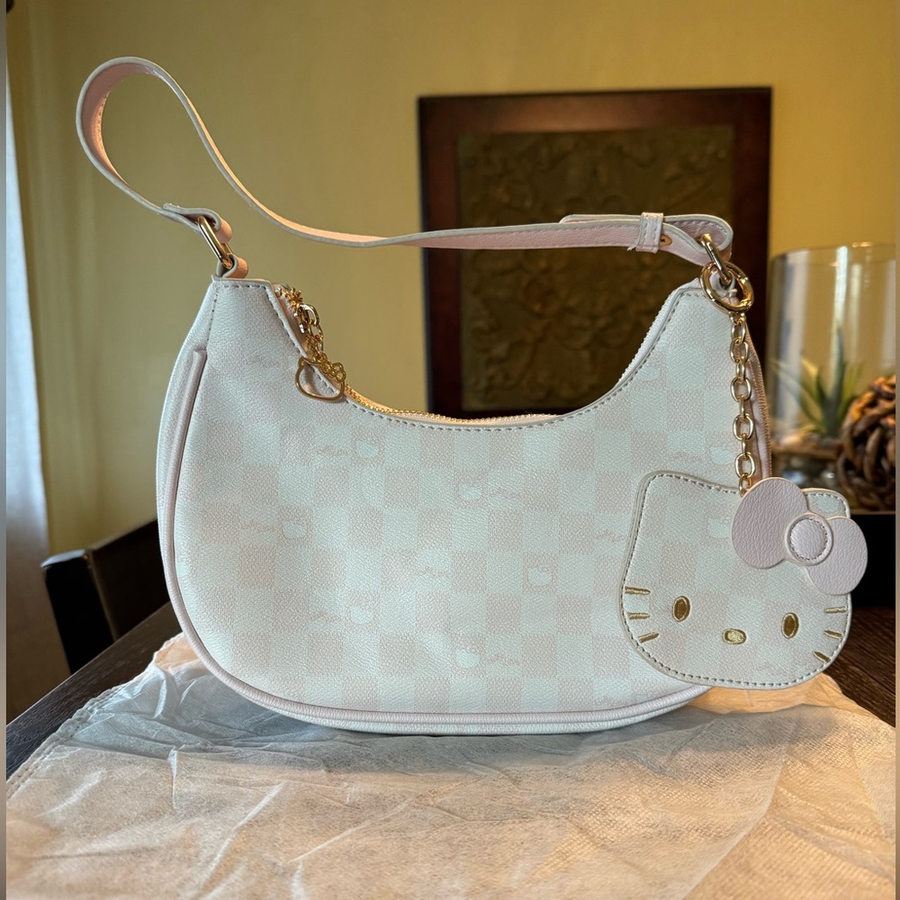 Hello Kitty Purse -Sanrio - NWOT